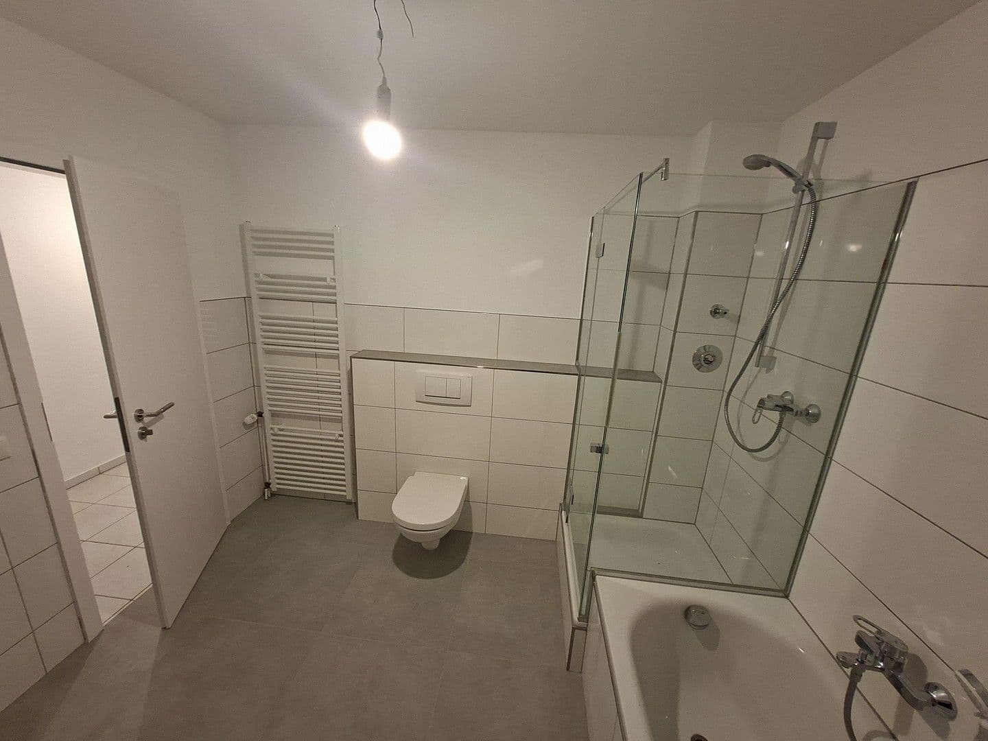 Pronájem bytu 3+1 94 m², Voßrather Str. 2a, Moers, Severní Porýní-Vestfálsko Pronájem bytu 3+1 94 m², Voßrather Str. 2a, Moers, Severní Porýní-Vestfálsko