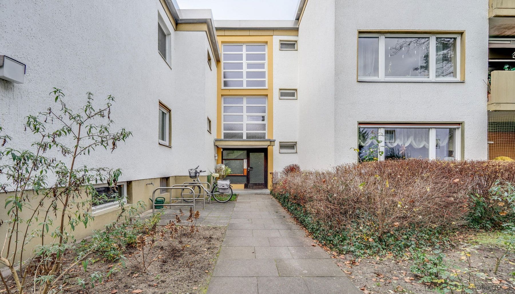 Prodej bytu 3+1 91 m², Hugo-Vogel-Straße 34, Berlin, Berlín Prodej bytu 3+1 91 m², Hugo-Vogel-Straße 34, Berlin, Berlín