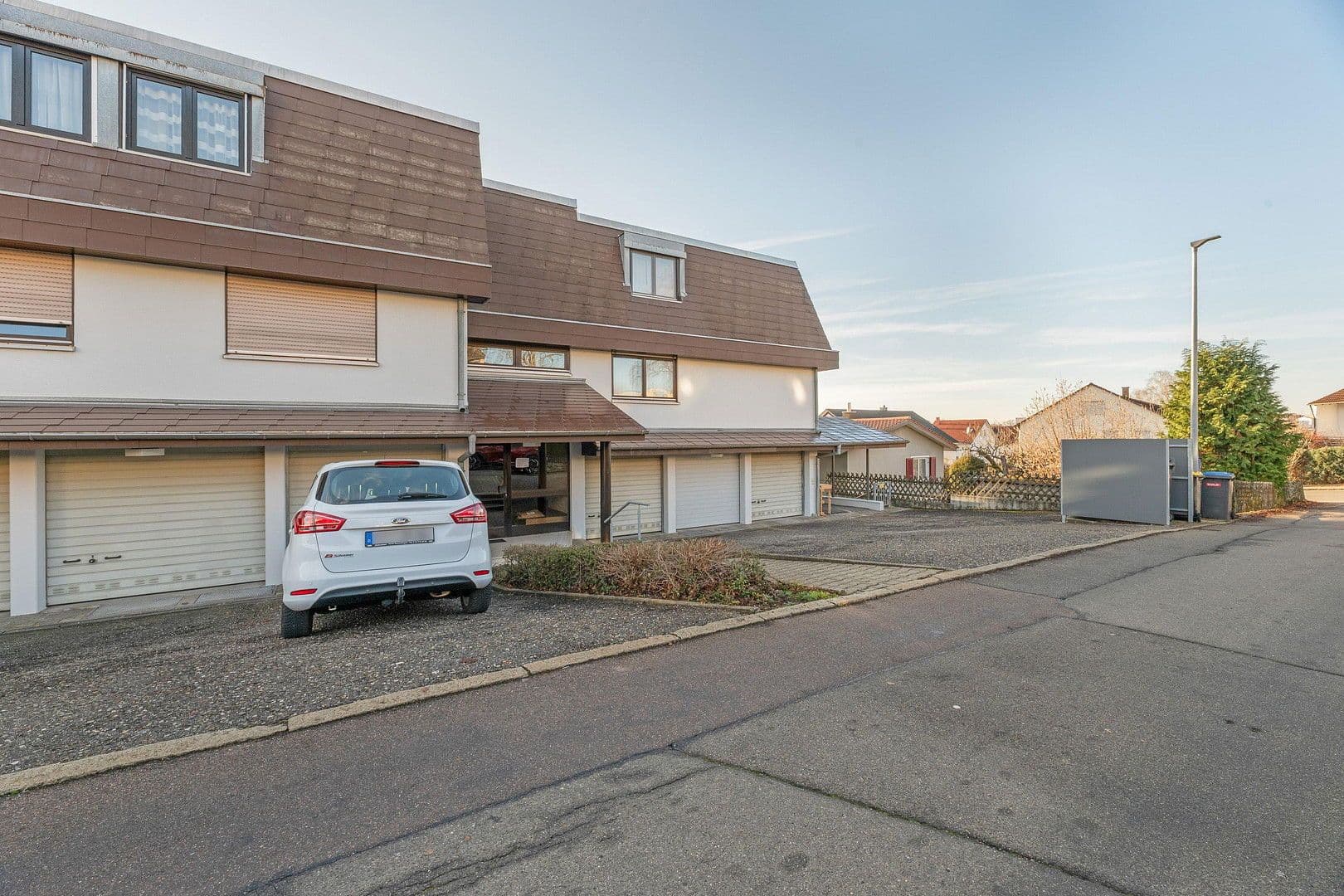 Prodej bytu 2+1 57 m², Mössingerstraße 17, Reutlingen, Bádensko-Württembersko Prodej bytu 2+1 57 m², Mössingerstraße 17, Reutlingen, Bádensko-Württembersko