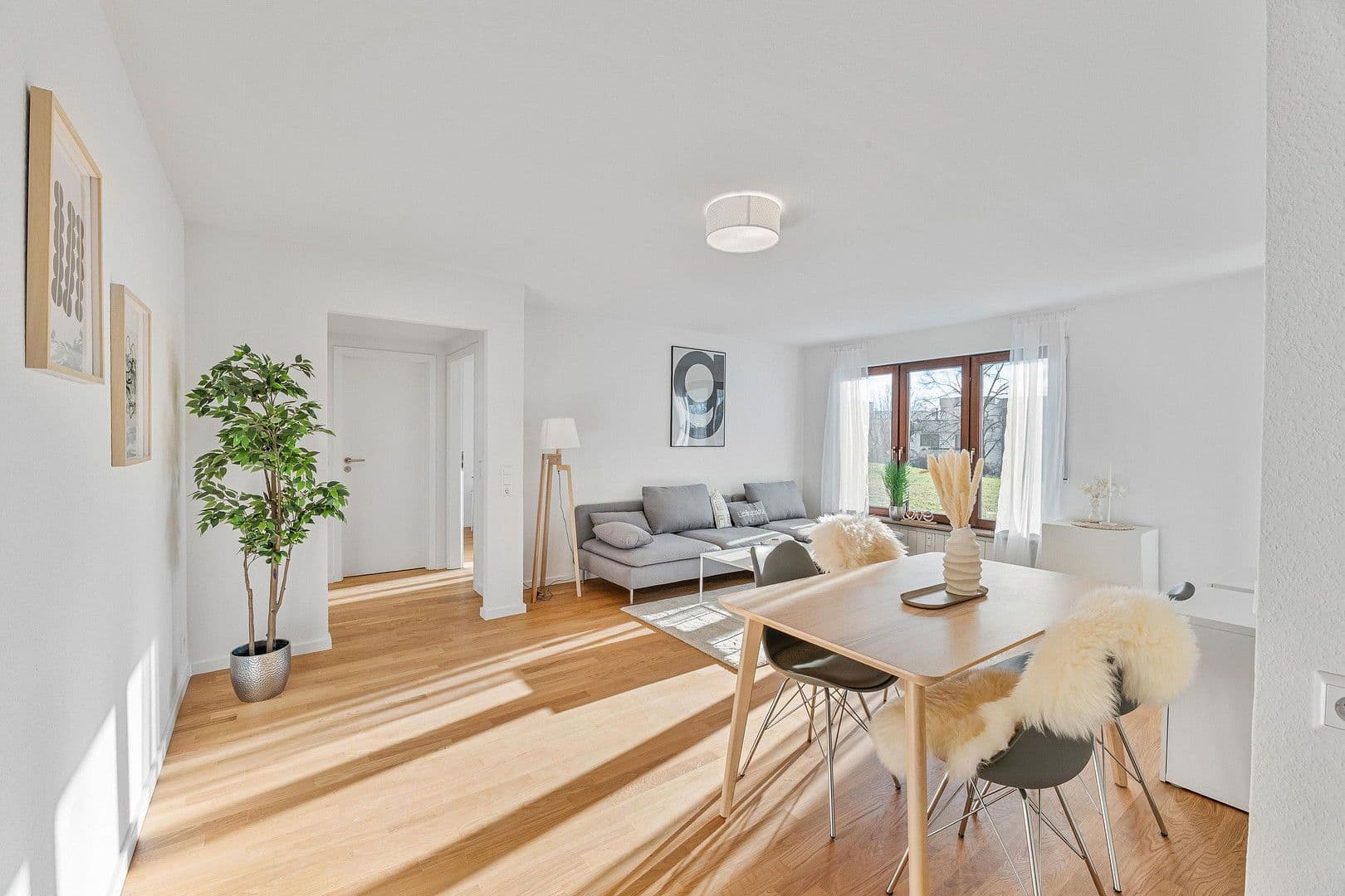 Prodej bytu 2+1 57 m², Mössingerstraße 17, Reutlingen, Bádensko-Württembersko Prodej bytu 2+1 57 m², Mössingerstraße 17, Reutlingen, Bádensko-Württembersko