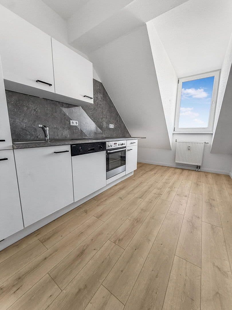 Pronájem bytu 2+1 39 m², Delitzscher Str. 88, Leipzig, Sasko Pronájem bytu 2+1 39 m², Delitzscher Str. 88, Leipzig, Sasko