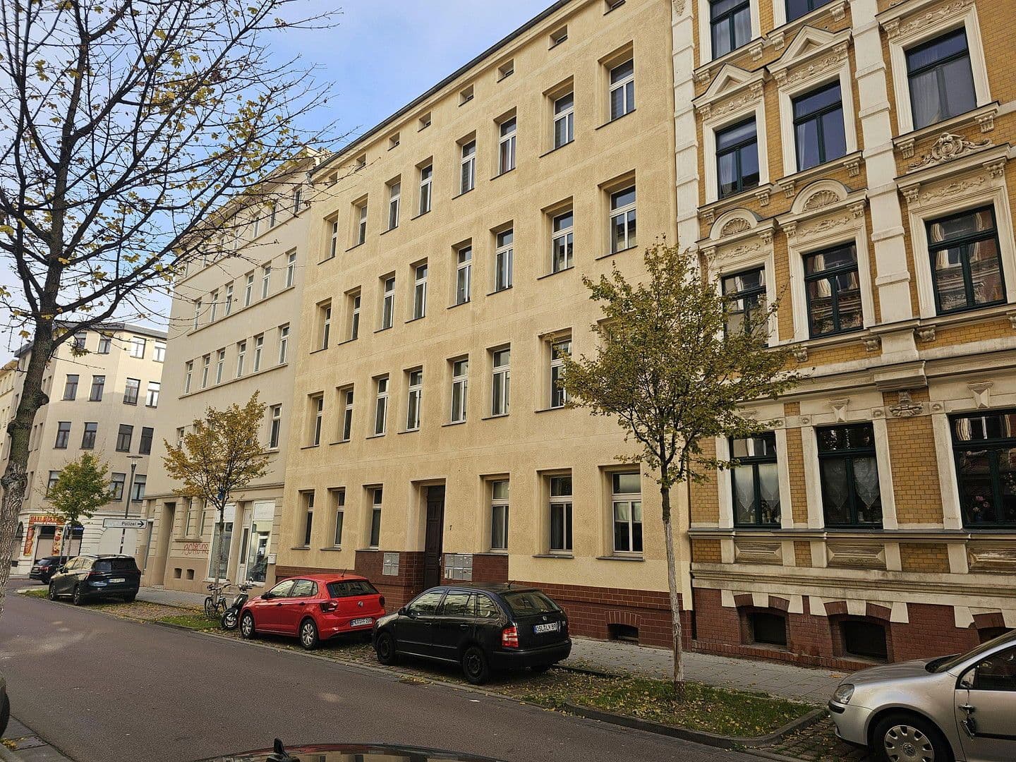 Pronájem bytu 5+1 118 m², Thomasiusstraße 7, Halle, Sasko-Anhaltsko Pronájem bytu 5+1 118 m², Thomasiusstraße 7, Halle, Sasko-Anhaltsko