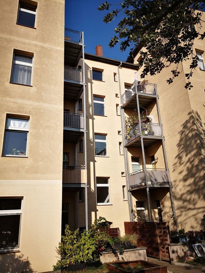 Pronájem bytu 5+1 118 m², Thomasiusstraße 7, Halle, Sasko-Anhaltsko Pronájem bytu 5+1 118 m², Thomasiusstraße 7, Halle, Sasko-Anhaltsko