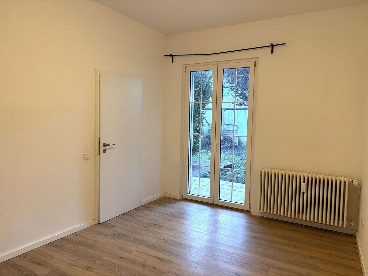 Pronájem bytu 2+1 65 m², Rheinstr. 39, Baden-Baden, Bádensko-Württembersko Pronájem bytu 2+1 65 m², Rheinstr. 39, Baden-Baden, Bádensko-Württembersko