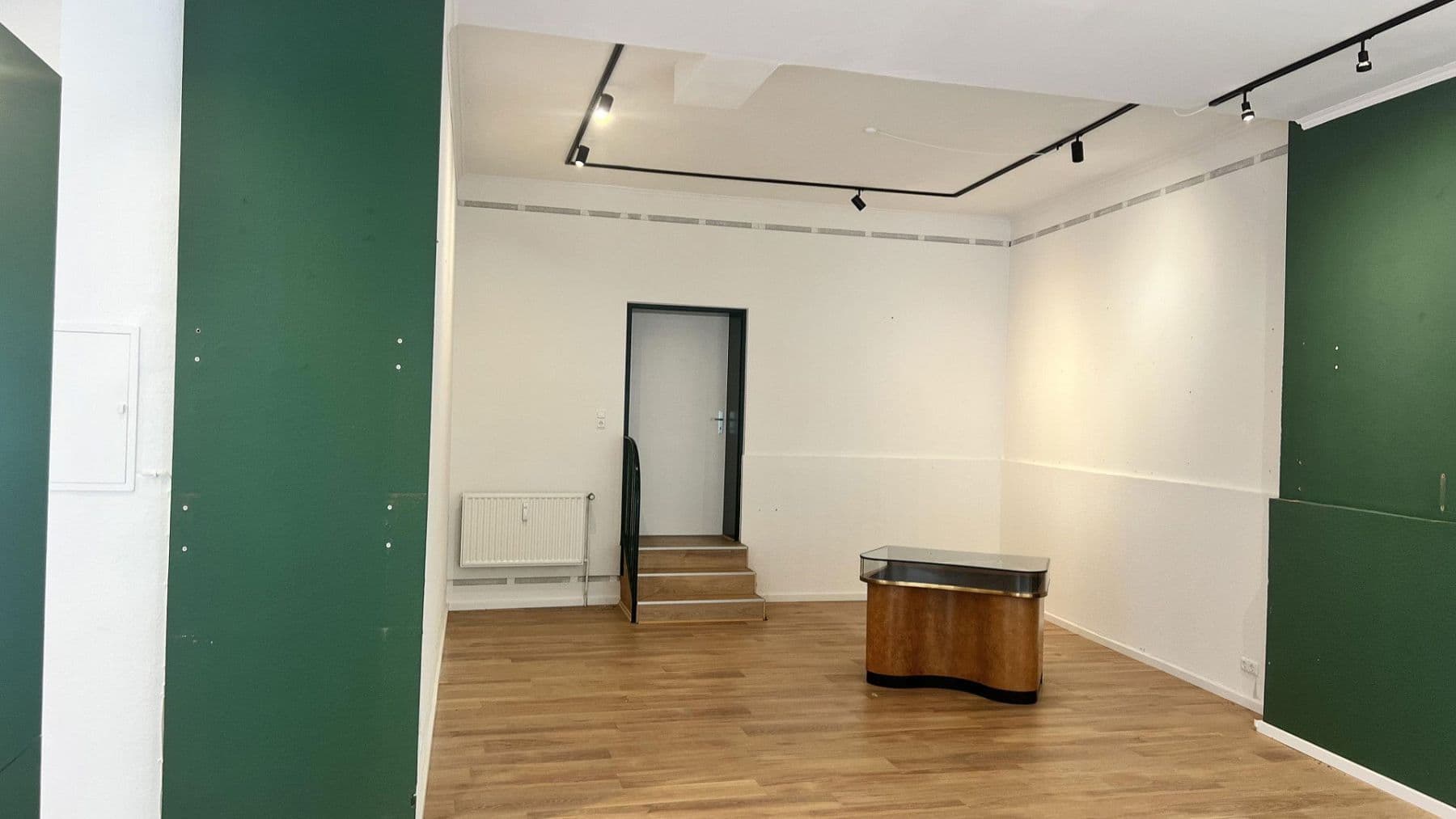 Pronájem nebytového prostoru 102 m², Burgstraße 15, Hann. Münden, Dolní Sasko Pronájem nebytového prostoru 102 m², Burgstraße 15, Hann. Münden, Dolní Sasko