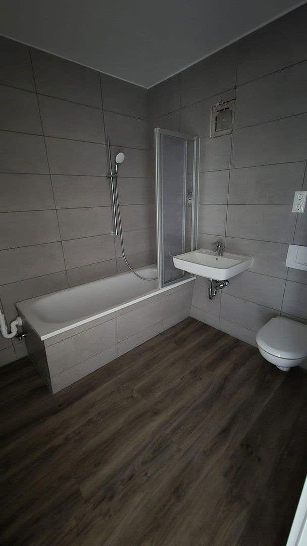 Prodej bytu 2+1 59 m², Kieler Ring, Stralsund, Mecklenburg-Vorpommern Prodej bytu 2+1 59 m², Kieler Ring, Stralsund, Mecklenburg-Vorpommern