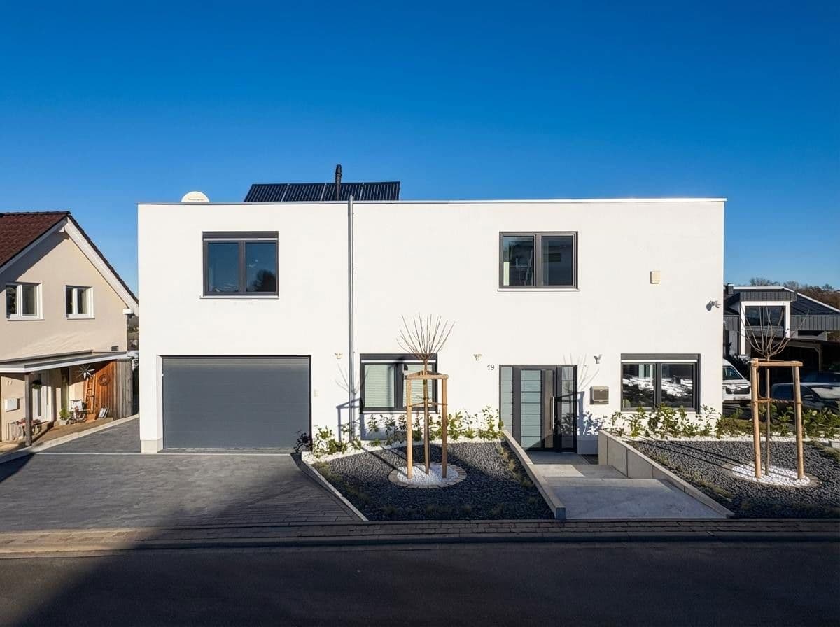 Pronájem domu 283 m², pozemek 657 m², Himmelsborn 19, Habichtswald, Hessen Pronájem domu 283 m², pozemek 657 m², Himmelsborn 19, Habichtswald, Hessen