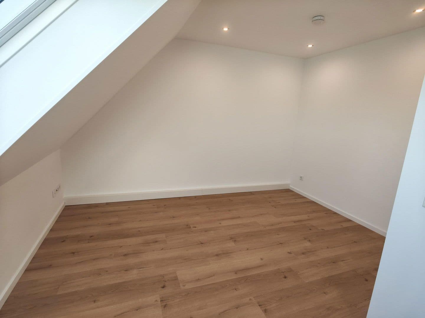 Pronájem domu 110 m², pozemek 875 m², Werther (Westf.), Severní Porýní-Vestfálsko Pronájem domu 110 m², pozemek 875 m², Werther (Westf.), Severní Porýní-Vestfálsko