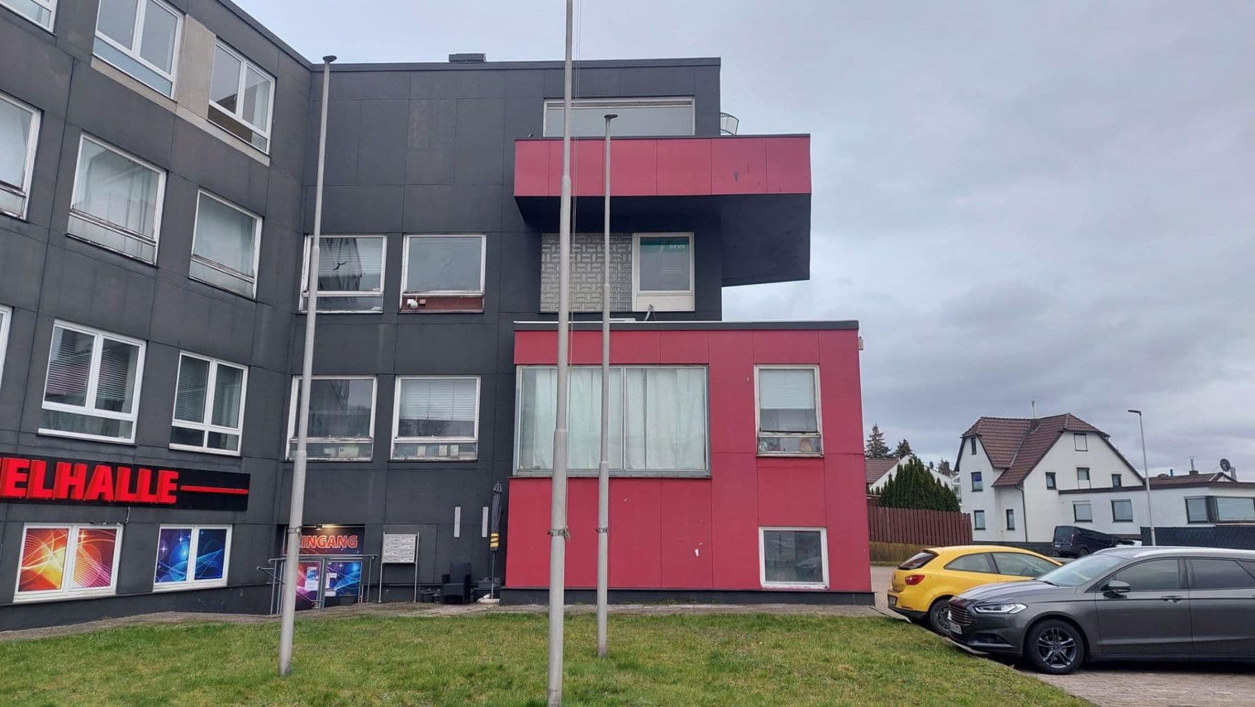 Prodej domu 1.955 m², pozemek 2.072 m², Uslar, Dolní Sasko Prodej domu 1.955 m², pozemek 2.072 m², Uslar, Dolní Sasko