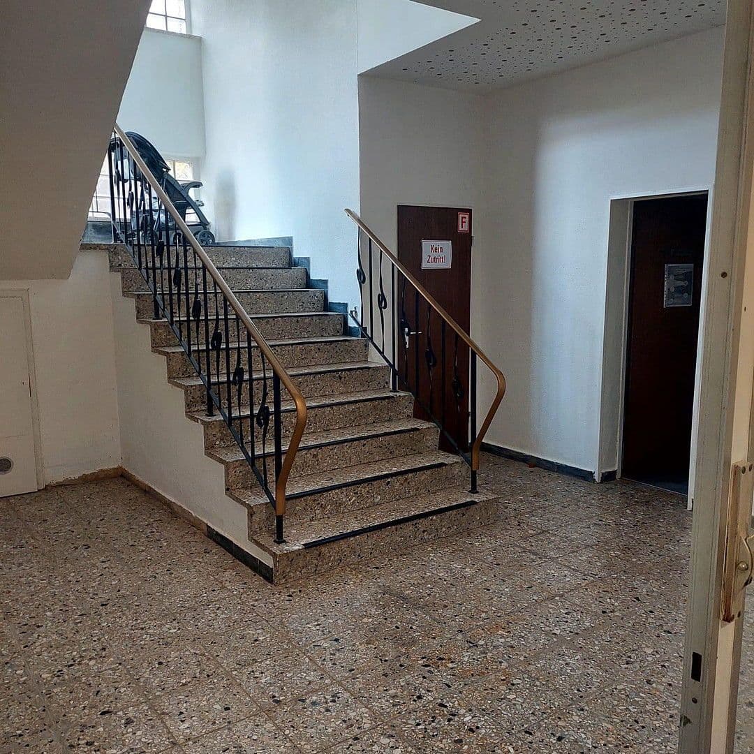 Prodej domu 1.955 m², pozemek 2.072 m², Uslar, Dolní Sasko Prodej domu 1.955 m², pozemek 2.072 m², Uslar, Dolní Sasko