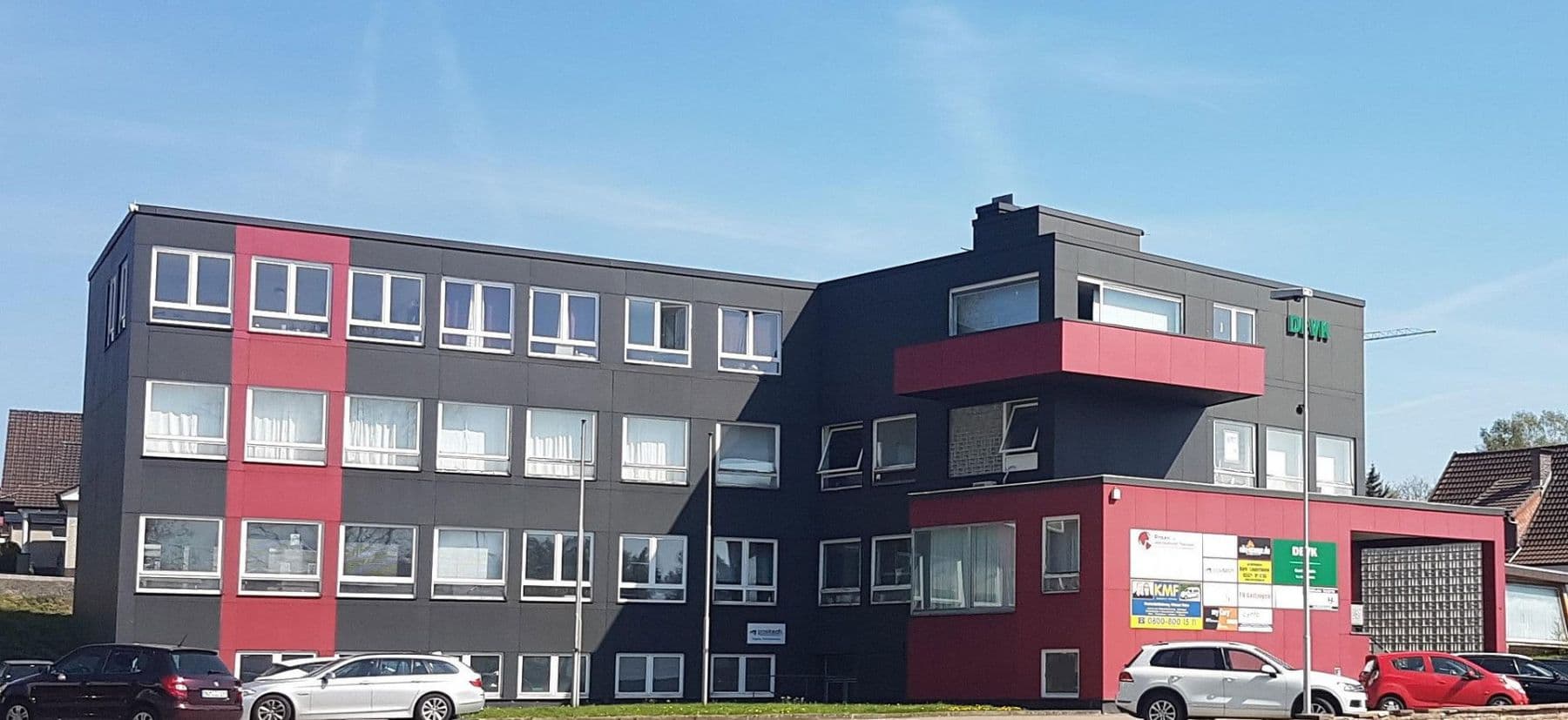 Prodej domu 1.955 m², pozemek 2.072 m², Uslar, Dolní Sasko Prodej domu 1.955 m², pozemek 2.072 m², Uslar, Dolní Sasko