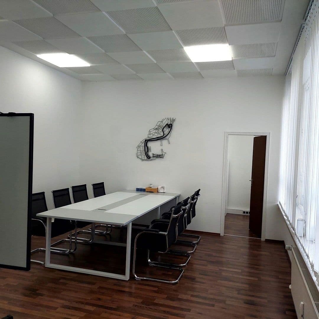 Prodej domu 1.955 m², pozemek 2.072 m², Uslar, Dolní Sasko Prodej domu 1.955 m², pozemek 2.072 m², Uslar, Dolní Sasko