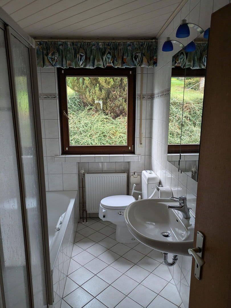 Prodej domu 155 m², pozemek 976 m², Warstein, Severní Porýní-Vestfálsko Prodej domu 155 m², pozemek 976 m², Warstein, Severní Porýní-Vestfálsko