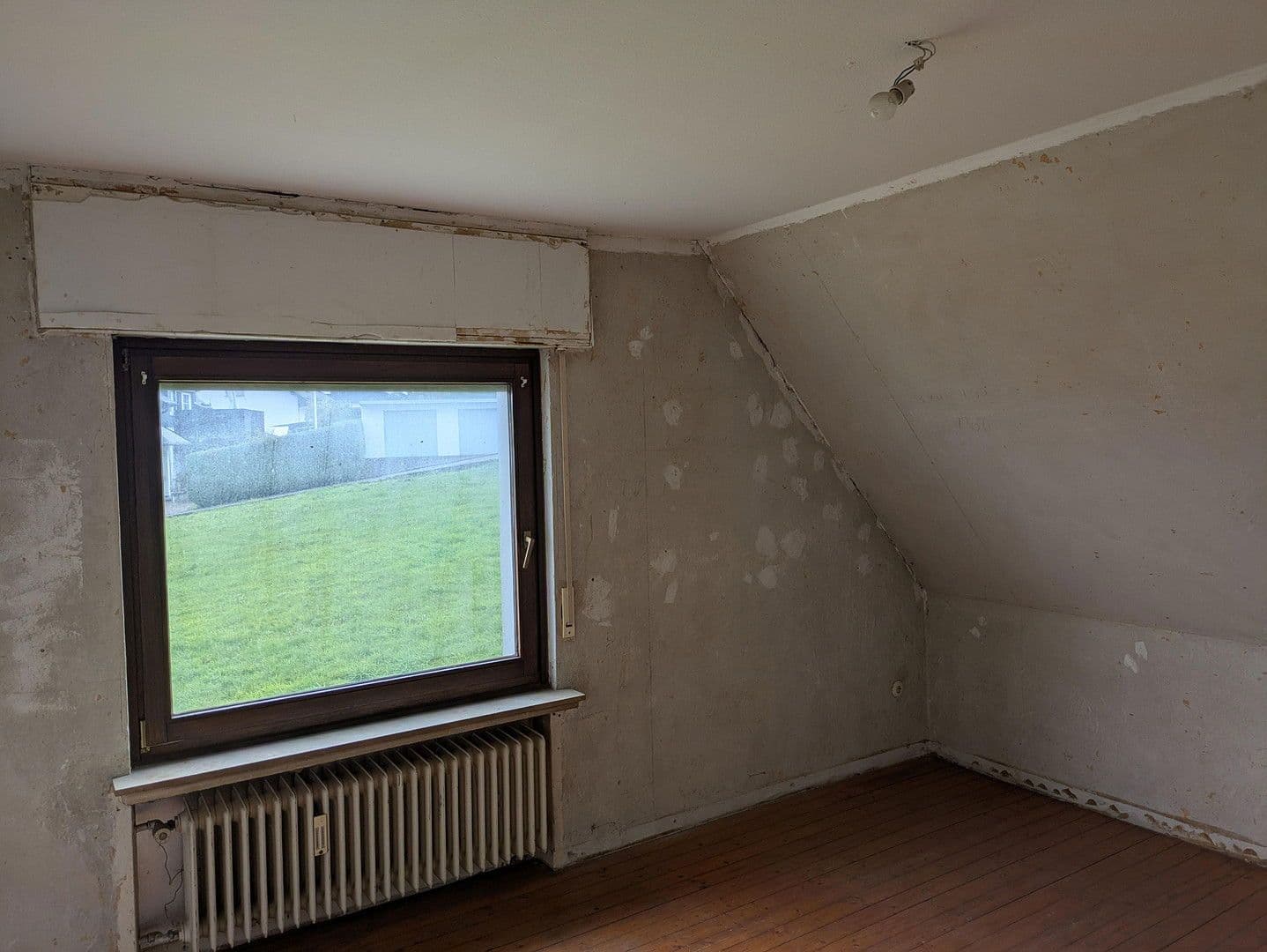 Prodej domu 155 m², pozemek 976 m², Warstein, Severní Porýní-Vestfálsko Prodej domu 155 m², pozemek 976 m², Warstein, Severní Porýní-Vestfálsko