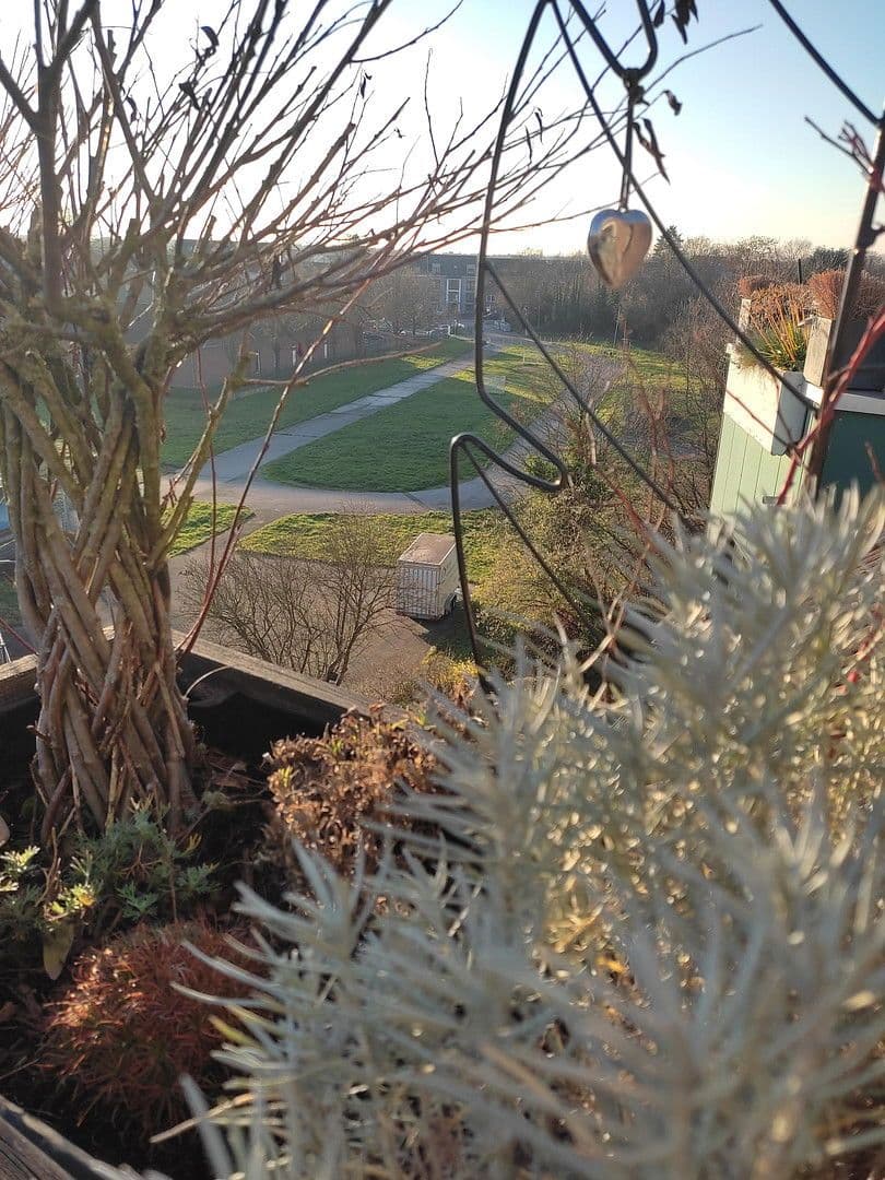 Pronájem bytu 2+1 80 m², Deutzer Straße 68, Neuss, Severní Porýní-Vestfálsko Pronájem bytu 2+1 80 m², Deutzer Straße 68, Neuss, Severní Porýní-Vestfálsko