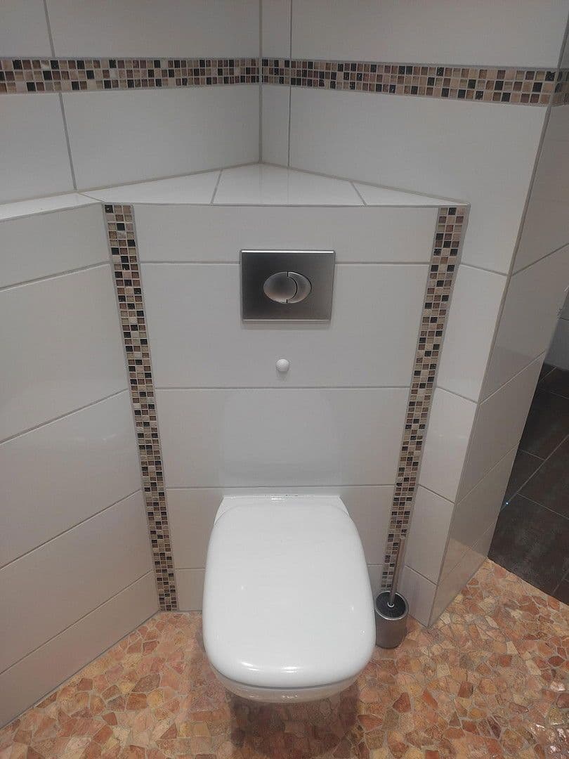 Pronájem bytu 2+1 80 m², Deutzer Straße 68, Neuss, Severní Porýní-Vestfálsko Pronájem bytu 2+1 80 m², Deutzer Straße 68, Neuss, Severní Porýní-Vestfálsko