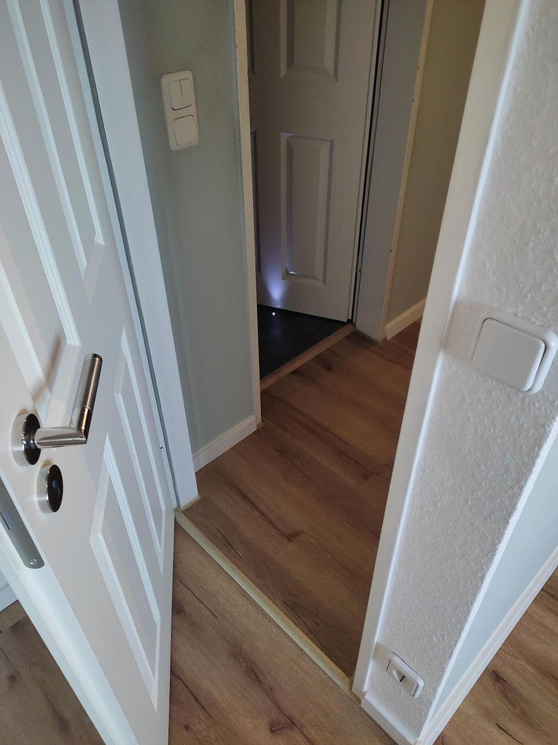 Pronájem bytu 2+1 80 m², Deutzer Straße 68, Neuss, Severní Porýní-Vestfálsko Pronájem bytu 2+1 80 m², Deutzer Straße 68, Neuss, Severní Porýní-Vestfálsko