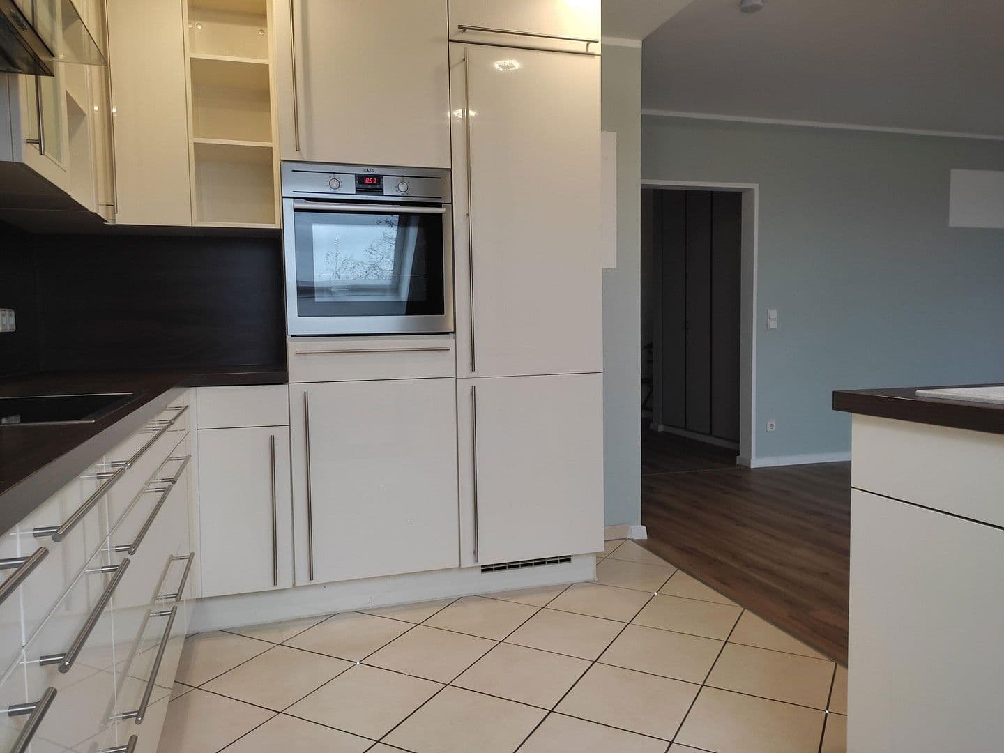 Pronájem bytu 2+1 80 m², Deutzer Straße 68, Neuss, Severní Porýní-Vestfálsko Pronájem bytu 2+1 80 m², Deutzer Straße 68, Neuss, Severní Porýní-Vestfálsko