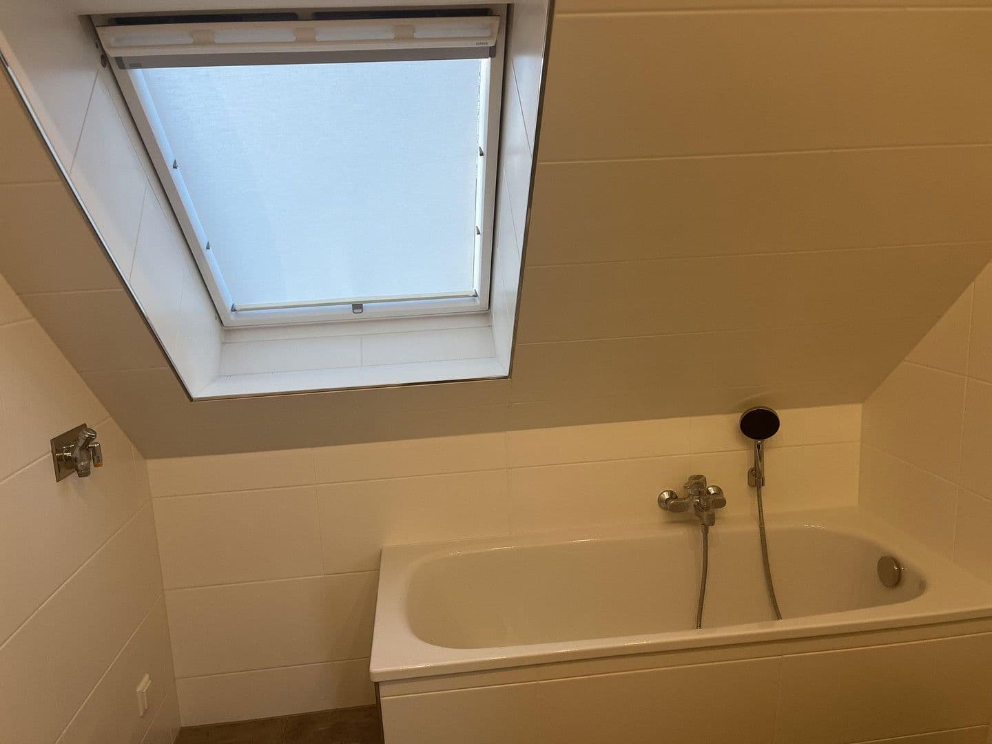 Prodej bytu 2+1 55 m², Erich Weinert Straße 13, Ludwigsfelde, Braniborsko Prodej bytu 2+1 55 m², Erich Weinert Straße 13, Ludwigsfelde, Braniborsko