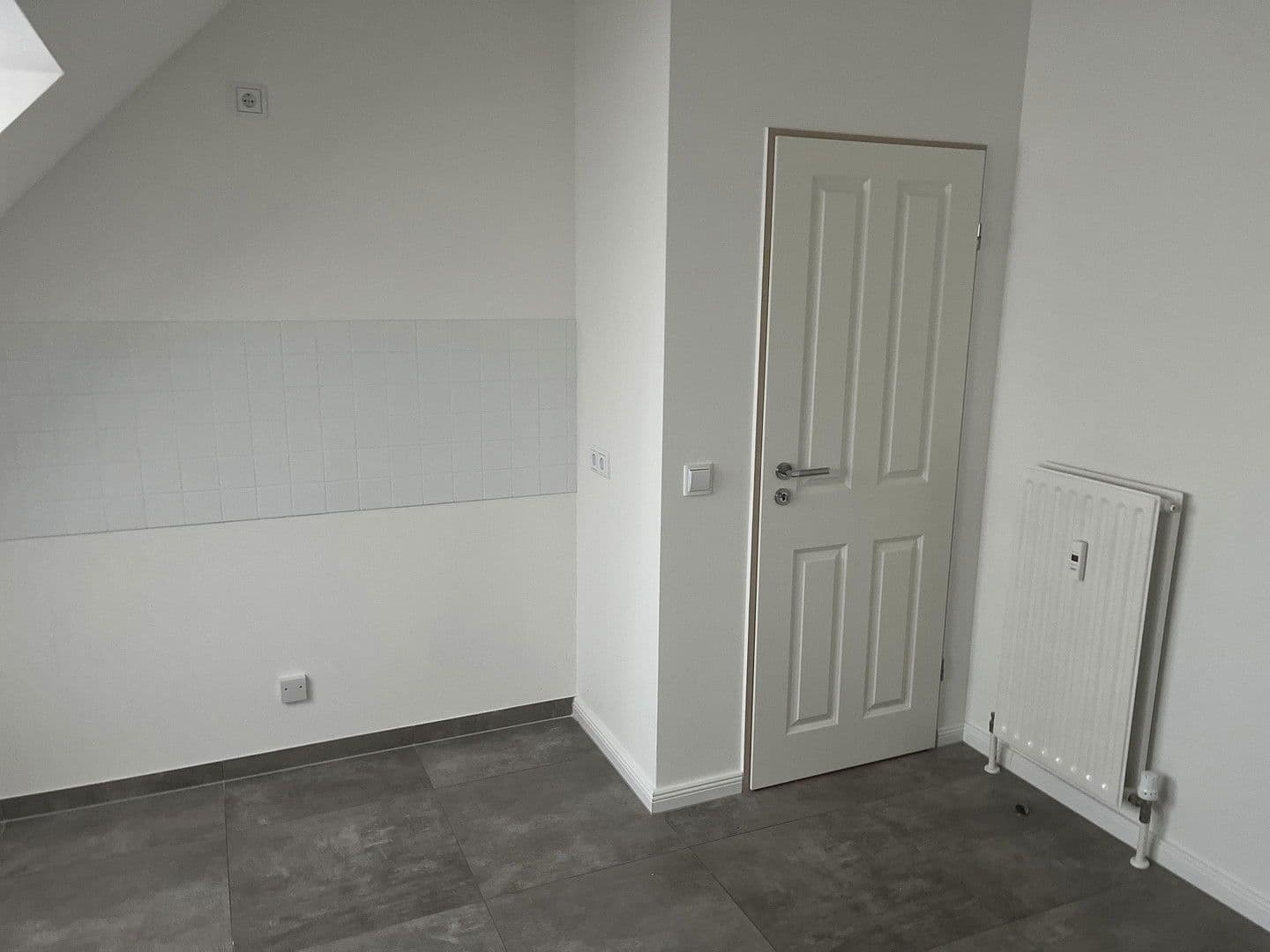 Prodej bytu 2+1 55 m², Erich Weinert Straße 13, Ludwigsfelde, Braniborsko Prodej bytu 2+1 55 m², Erich Weinert Straße 13, Ludwigsfelde, Braniborsko