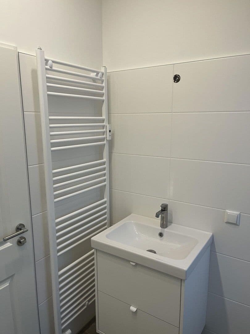 Prodej bytu 2+1 55 m², Erich Weinert Straße 13, Ludwigsfelde, Braniborsko Prodej bytu 2+1 55 m², Erich Weinert Straße 13, Ludwigsfelde, Braniborsko