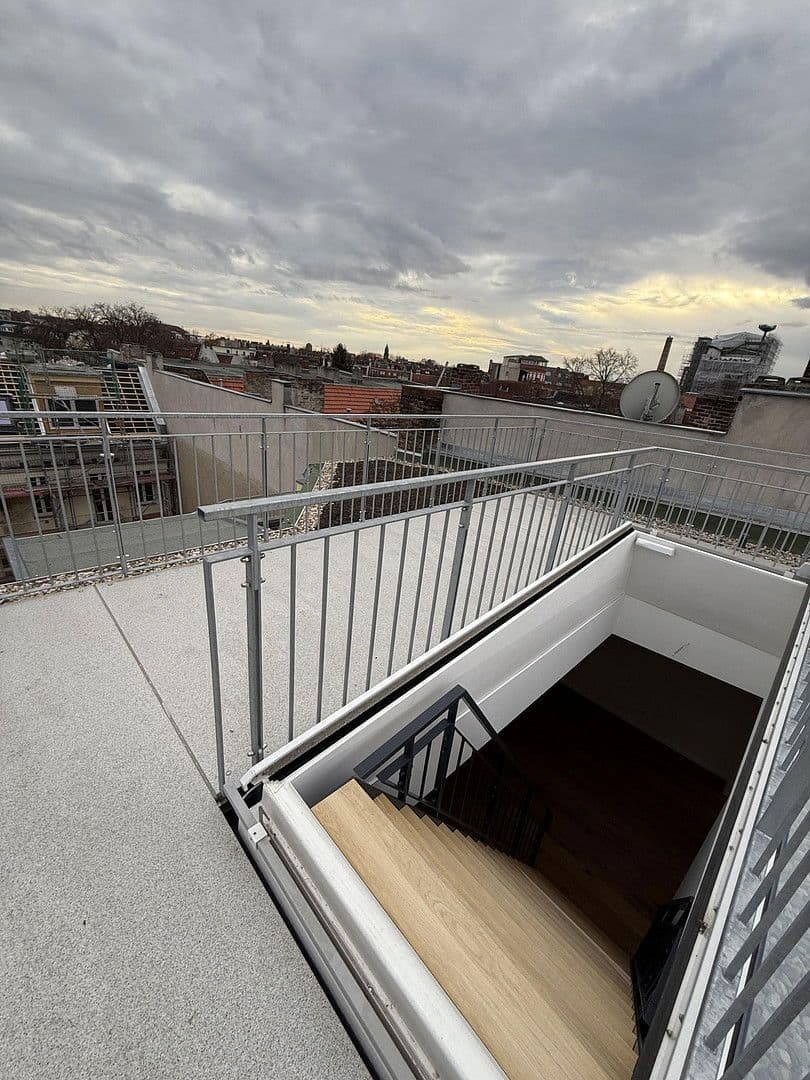 Pronájem bytu 2+1 87 m², Rheinstraße, Berlin, Berlín Pronájem bytu 2+1 87 m², Rheinstraße, Berlin, Berlín