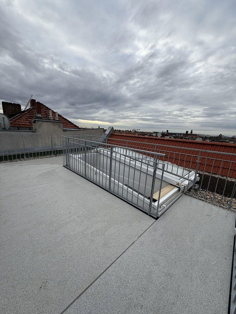 Pronájem bytu 2+1 87 m², Rheinstraße, Berlin, Berlín Pronájem bytu 2+1 87 m², Rheinstraße, Berlin, Berlín