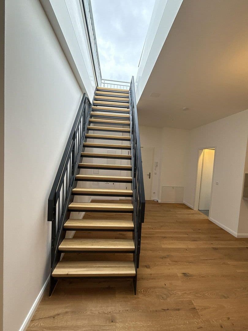 Pronájem bytu 2+1 87 m², Rheinstraße, Berlin, Berlín Pronájem bytu 2+1 87 m², Rheinstraße, Berlin, Berlín