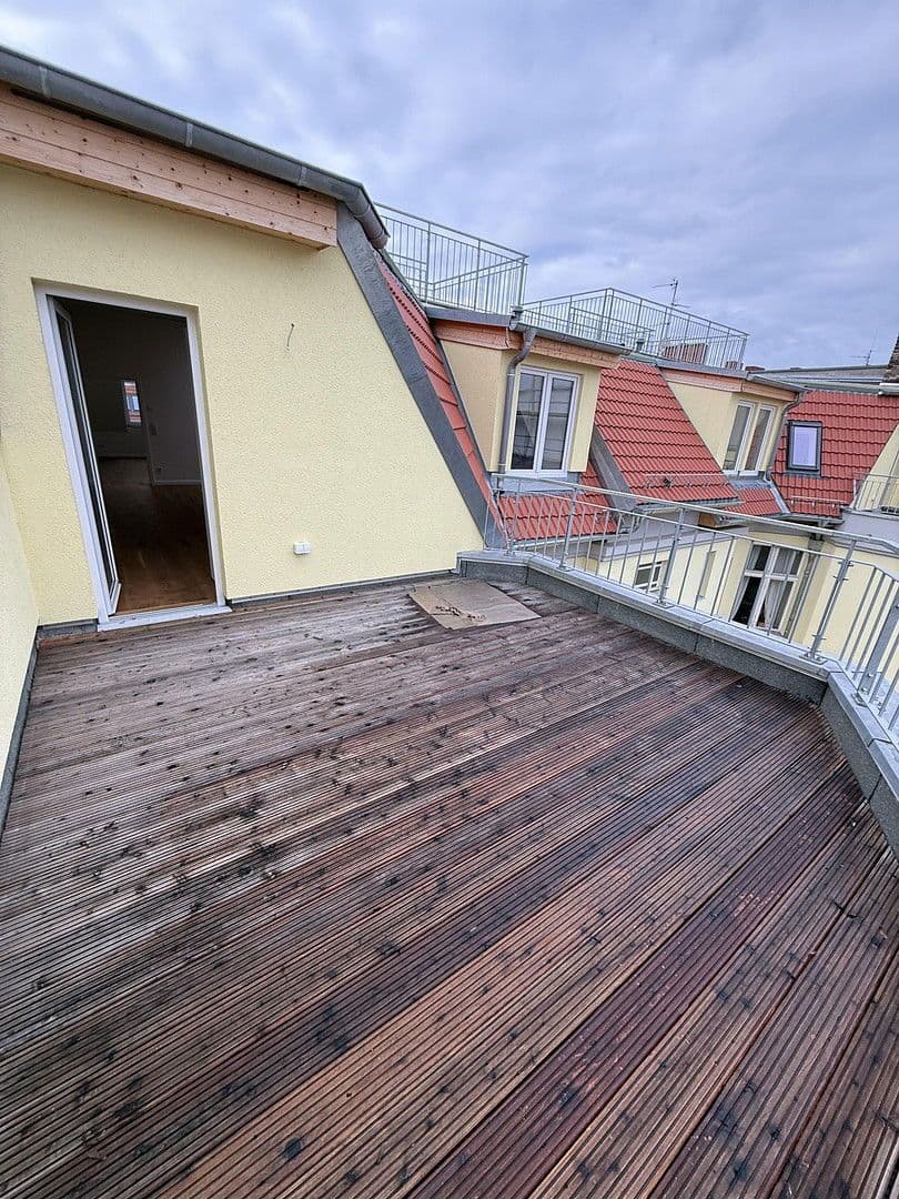 Pronájem bytu 2+1 87 m², Rheinstraße, Berlin, Berlín Pronájem bytu 2+1 87 m², Rheinstraße, Berlin, Berlín