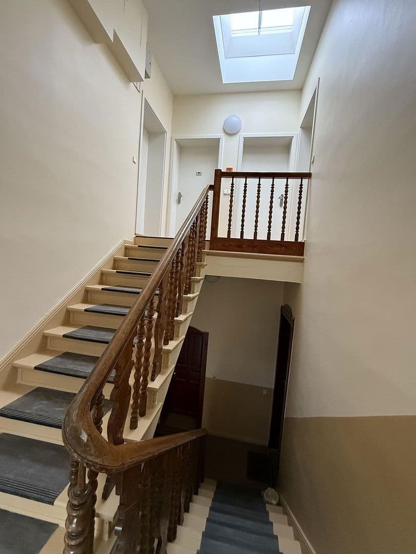 Pronájem bytu 2+1 87 m², Rheinstraße, Berlin, Berlín Pronájem bytu 2+1 87 m², Rheinstraße, Berlin, Berlín