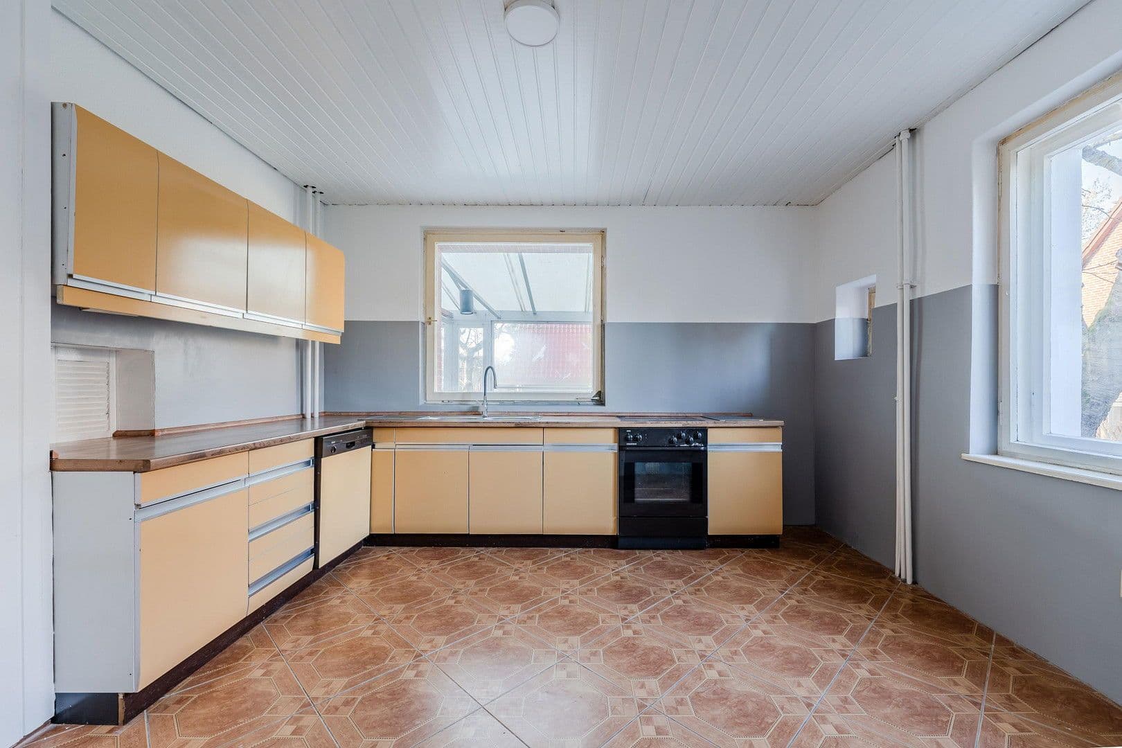 Pronájem domu 117 m², pozemek 683 m², Dahlemer Weg 112, Berlin, Berlín Pronájem domu 117 m², pozemek 683 m², Dahlemer Weg 112, Berlin, Berlín