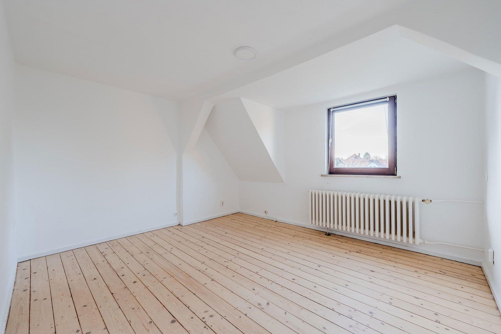 Pronájem domu 117 m², pozemek 683 m², Dahlemer Weg 112, Berlin, Berlín Pronájem domu 117 m², pozemek 683 m², Dahlemer Weg 112, Berlin, Berlín