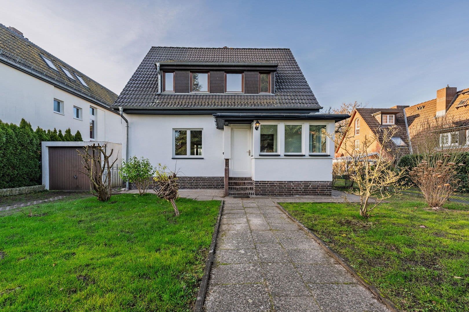 Pronájem domu 117 m², pozemek 683 m², Dahlemer Weg 112, Berlin, Berlín Pronájem domu 117 m², pozemek 683 m², Dahlemer Weg 112, Berlin, Berlín