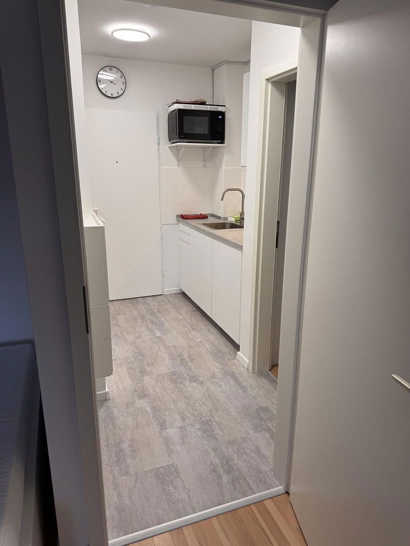 Pronájem bytu 17 m², Ludwig-Thoma-Straße 27, Regensburg, Bavorsko Pronájem bytu 17 m², Ludwig-Thoma-Straße 27, Regensburg, Bavorsko