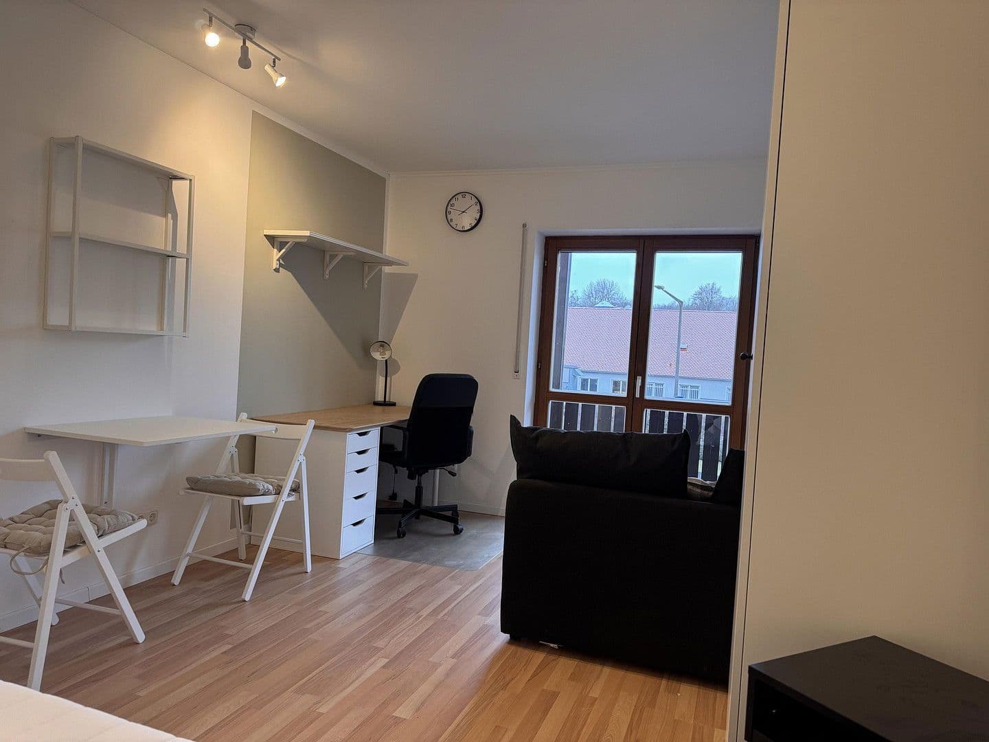 Pronájem bytu 17 m², Ludwig-Thoma-Straße 27, Regensburg, Bavorsko Pronájem bytu 17 m², Ludwig-Thoma-Straße 27, Regensburg, Bavorsko
