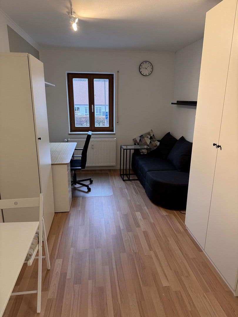 Pronájem bytu 17 m², Ludwig-Thoma-Straße 27, Regensburg, Bavorsko Pronájem bytu 17 m², Ludwig-Thoma-Straße 27, Regensburg, Bavorsko