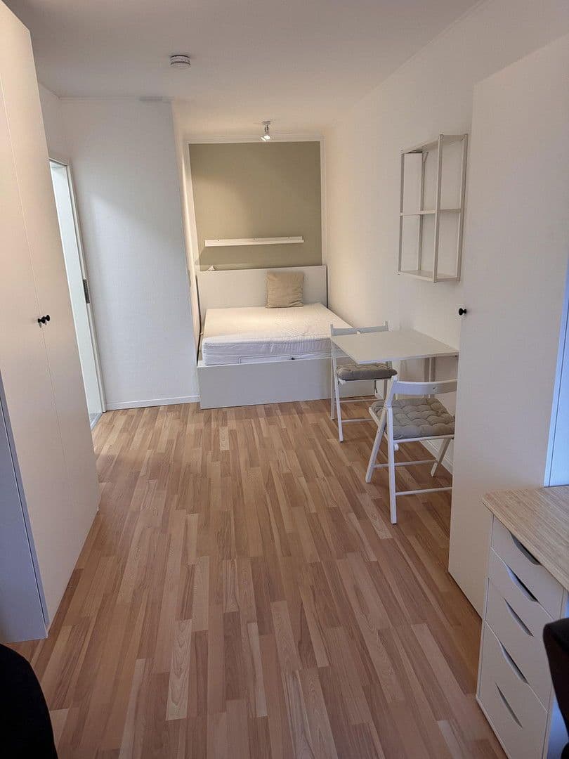 Pronájem bytu 17 m², Ludwig-Thoma-Straße 27, Regensburg, Bavorsko Pronájem bytu 17 m², Ludwig-Thoma-Straße 27, Regensburg, Bavorsko