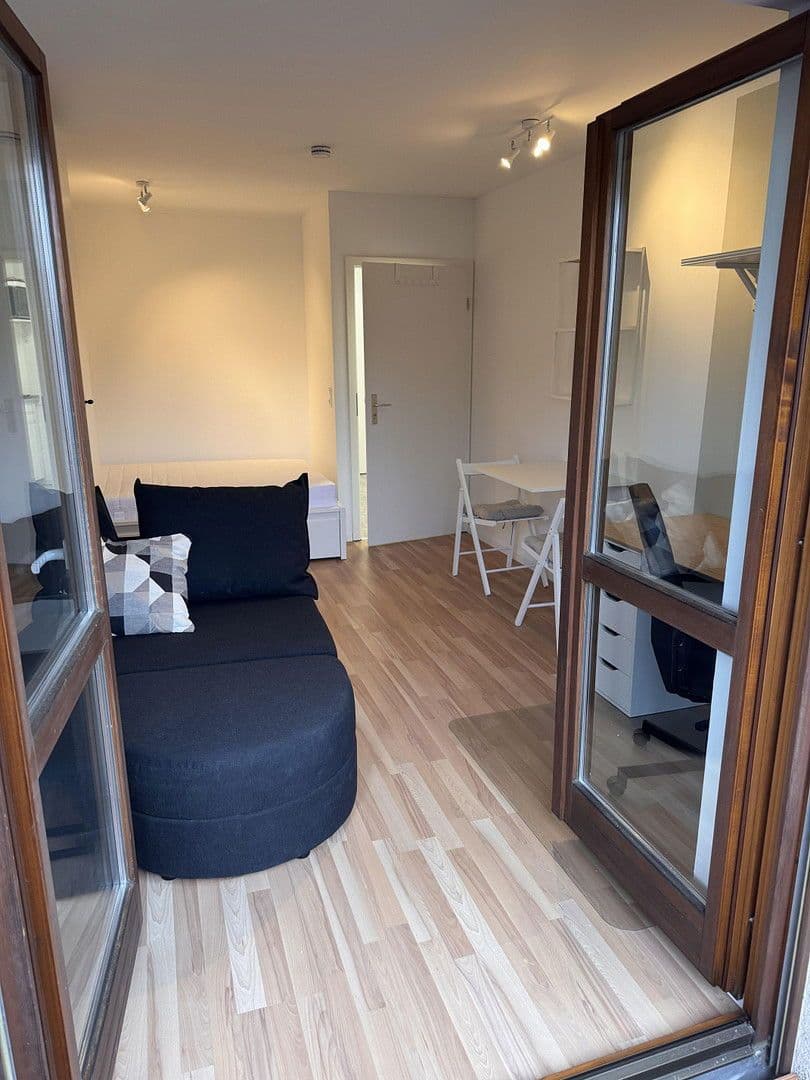 Pronájem bytu 17 m², Ludwig-Thoma-Straße 27, Regensburg, Bavorsko Pronájem bytu 17 m², Ludwig-Thoma-Straße 27, Regensburg, Bavorsko