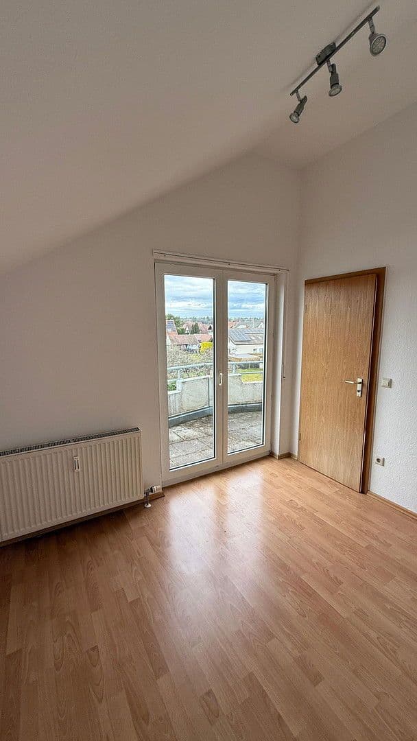 Pronájem bytu 2+1 50 m², Neuhausen, Bádensko-Württembersko Pronájem bytu 2+1 50 m², Neuhausen, Bádensko-Württembersko