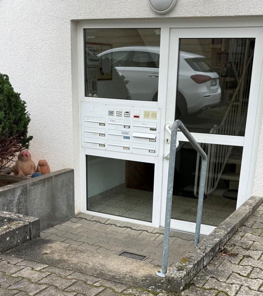 Pronájem bytu 2+1 50 m², Neuhausen, Bádensko-Württembersko Pronájem bytu 2+1 50 m², Neuhausen, Bádensko-Württembersko