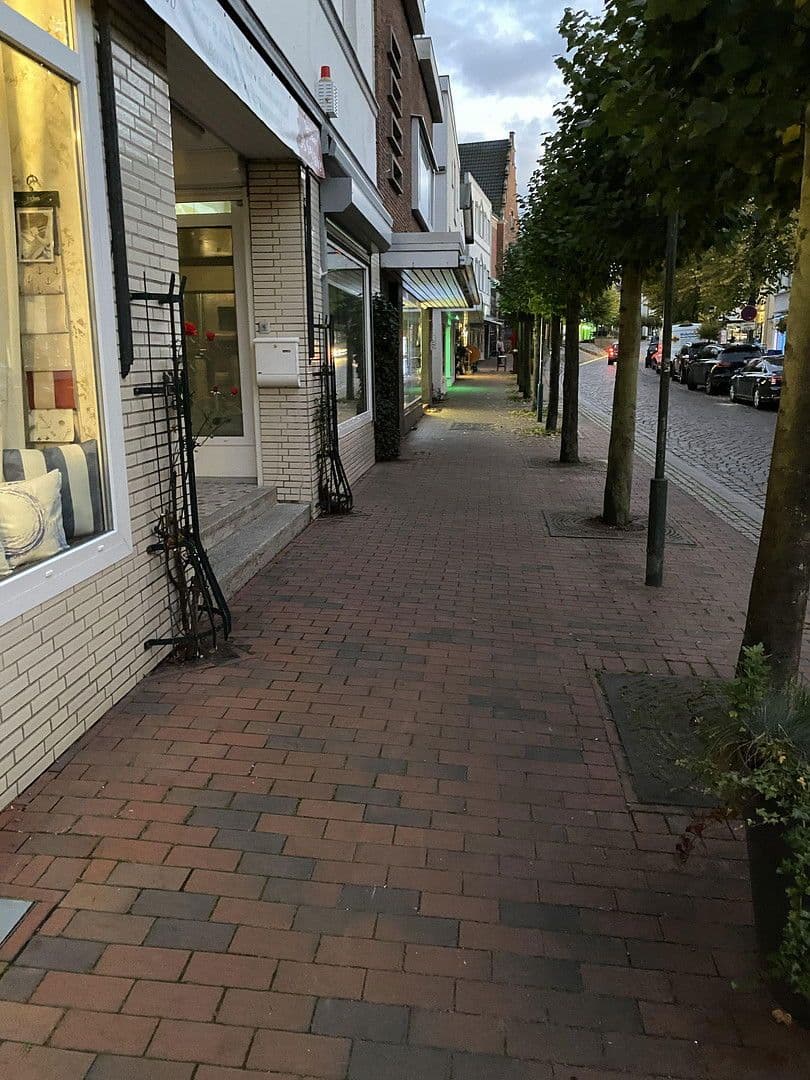 Pronájem nebytového prostoru 126 m², Bahnhofstr. 2, Bad Schwartau, Šlesvicko-Holštýnsko Pronájem nebytového prostoru 126 m², Bahnhofstr. 2, Bad Schwartau, Šlesvicko-Holštýnsko