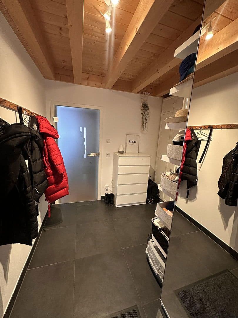 Prodej domu 135 m², pozemek 282 m², Fuchsenweg 54, Irchenrieth, Bavorsko Prodej domu 135 m², pozemek 282 m², Fuchsenweg 54, Irchenrieth, Bavorsko