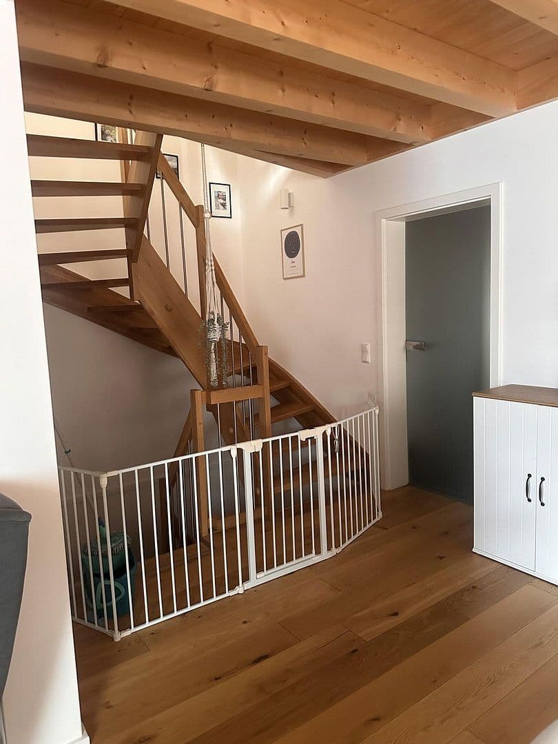 Prodej domu 135 m², pozemek 282 m², Fuchsenweg 54, Irchenrieth, Bavorsko Prodej domu 135 m², pozemek 282 m², Fuchsenweg 54, Irchenrieth, Bavorsko
