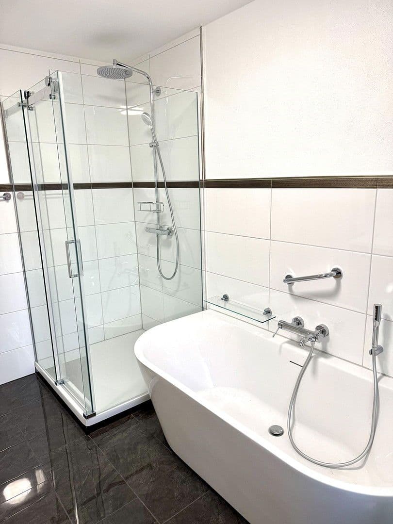 Pronájem bytu 4+1 132 m², Hauptstraße 30, Bischofsmais, Bavorsko Pronájem bytu 4+1 132 m², Hauptstraße 30, Bischofsmais, Bavorsko