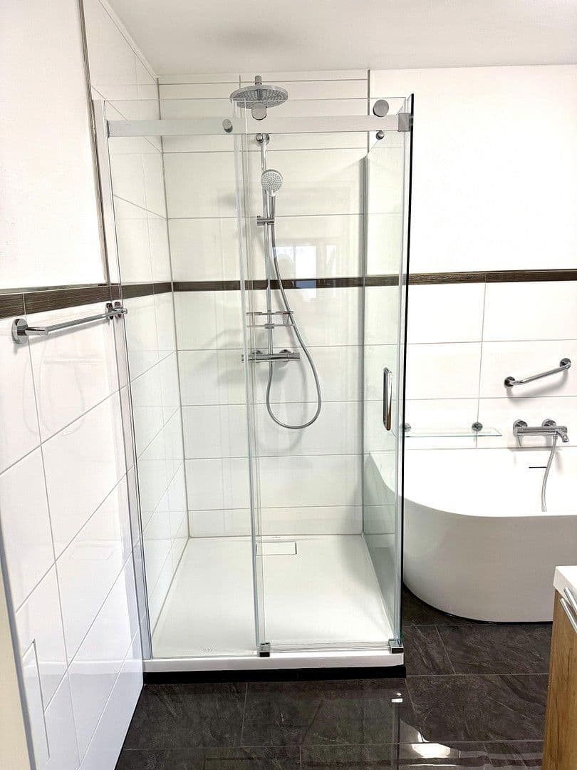 Pronájem bytu 4+1 132 m², Hauptstraße 30, Bischofsmais, Bavorsko Pronájem bytu 4+1 132 m², Hauptstraße 30, Bischofsmais, Bavorsko