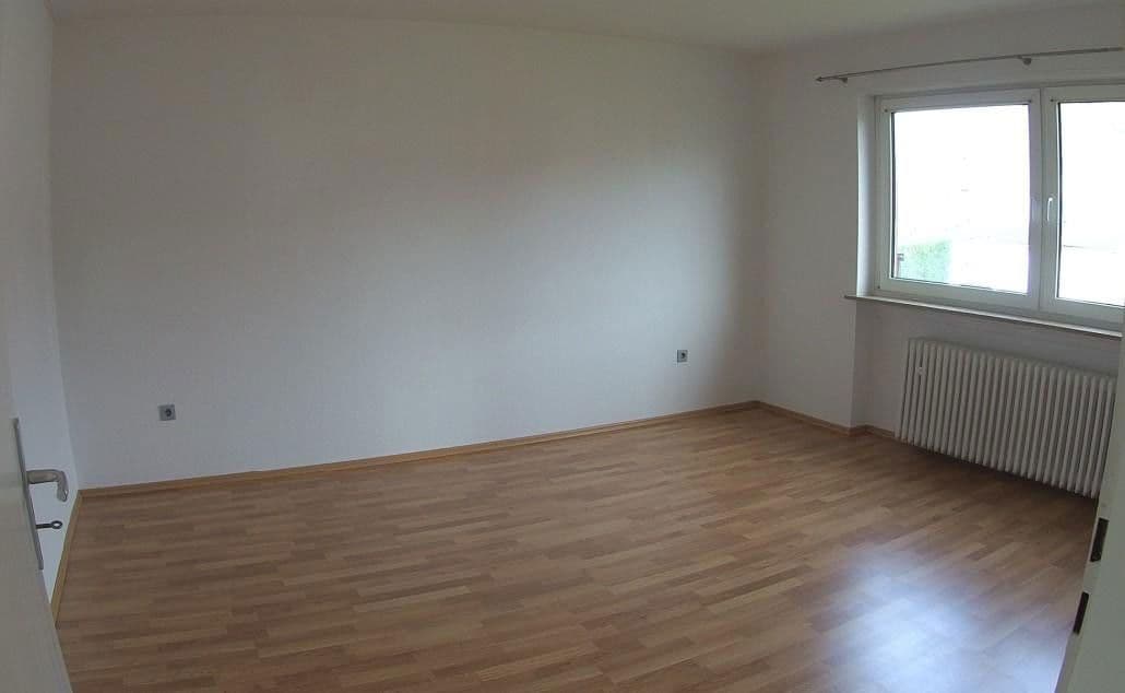 Prodej domu 163 m², pozemek 742 m², Kaiserslautern, Porýní-Falc Prodej domu 163 m², pozemek 742 m², Kaiserslautern, Porýní-Falc