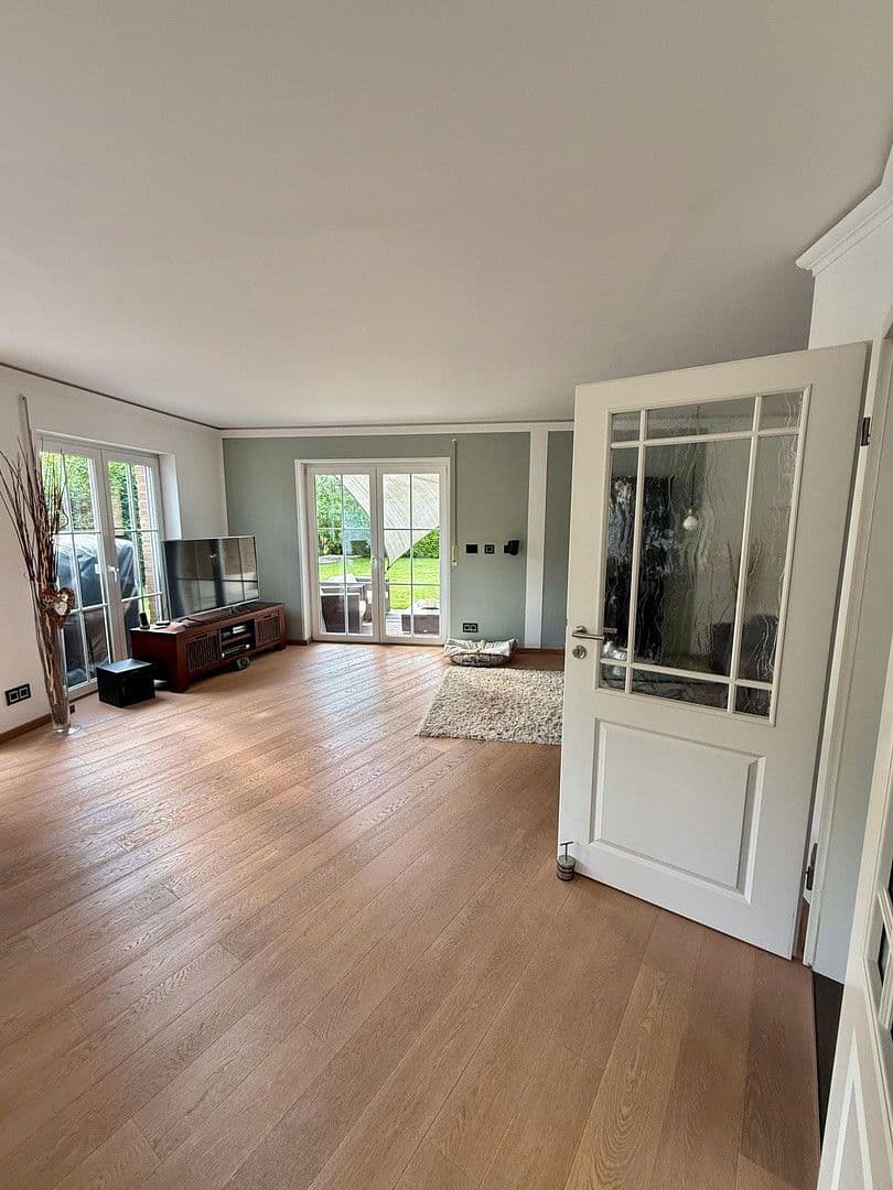 Prodej domu 190 m², pozemek 804 m², Buchholz in der Nordheide, Dolní Sasko Prodej domu 190 m², pozemek 804 m², Buchholz in der Nordheide, Dolní Sasko