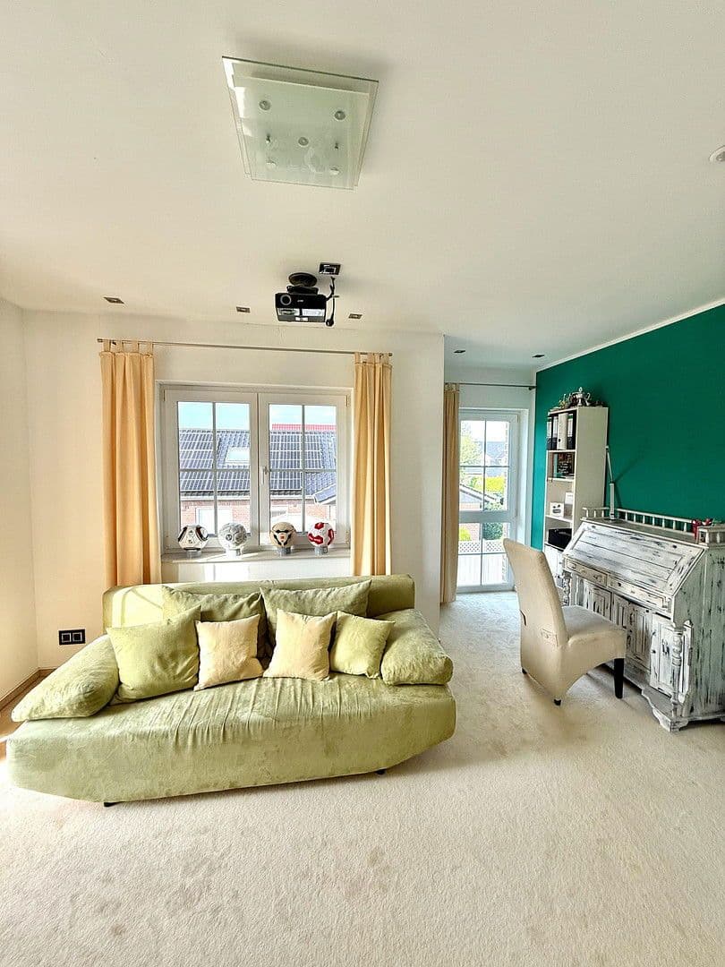 Prodej domu 190 m², pozemek 804 m², Buchholz in der Nordheide, Dolní Sasko Prodej domu 190 m², pozemek 804 m², Buchholz in der Nordheide, Dolní Sasko