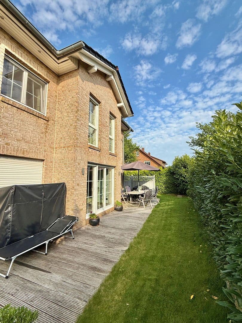 Prodej domu 190 m², pozemek 804 m², Buchholz in der Nordheide, Dolní Sasko Prodej domu 190 m², pozemek 804 m², Buchholz in der Nordheide, Dolní Sasko