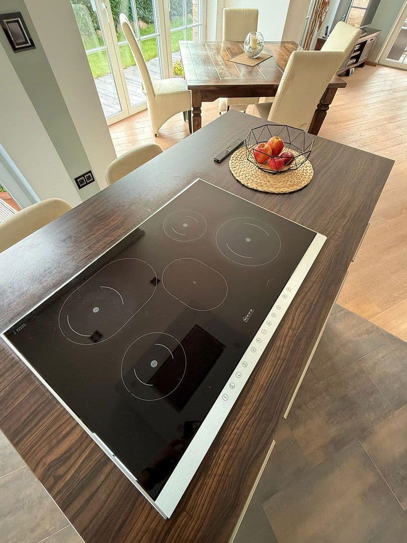 Prodej domu 190 m², pozemek 804 m², Buchholz in der Nordheide, Dolní Sasko Prodej domu 190 m², pozemek 804 m², Buchholz in der Nordheide, Dolní Sasko